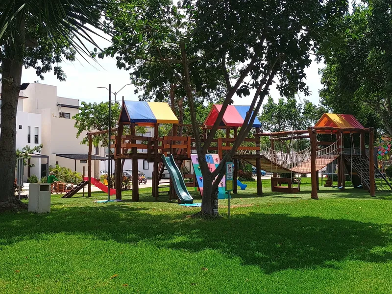 Área de juegos infantiles